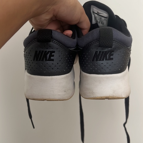 ‼️SUPER SALE-NIKE AIR‼️ Model upc 00826215007715 - Picture 3 of 9